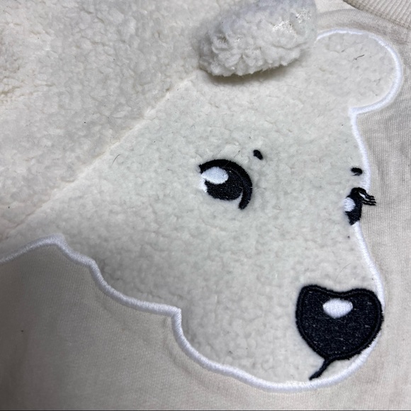 Girls Bear sweater size 6/8 - Picture 2 of 3